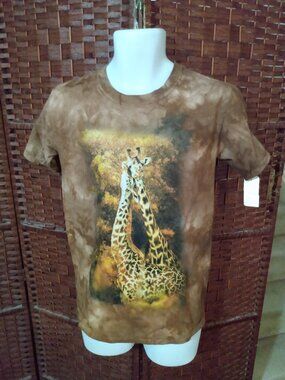NWT The Mountain Giraffe Print T Shirt Adult Small Tie Dye Giraffes Animal Print